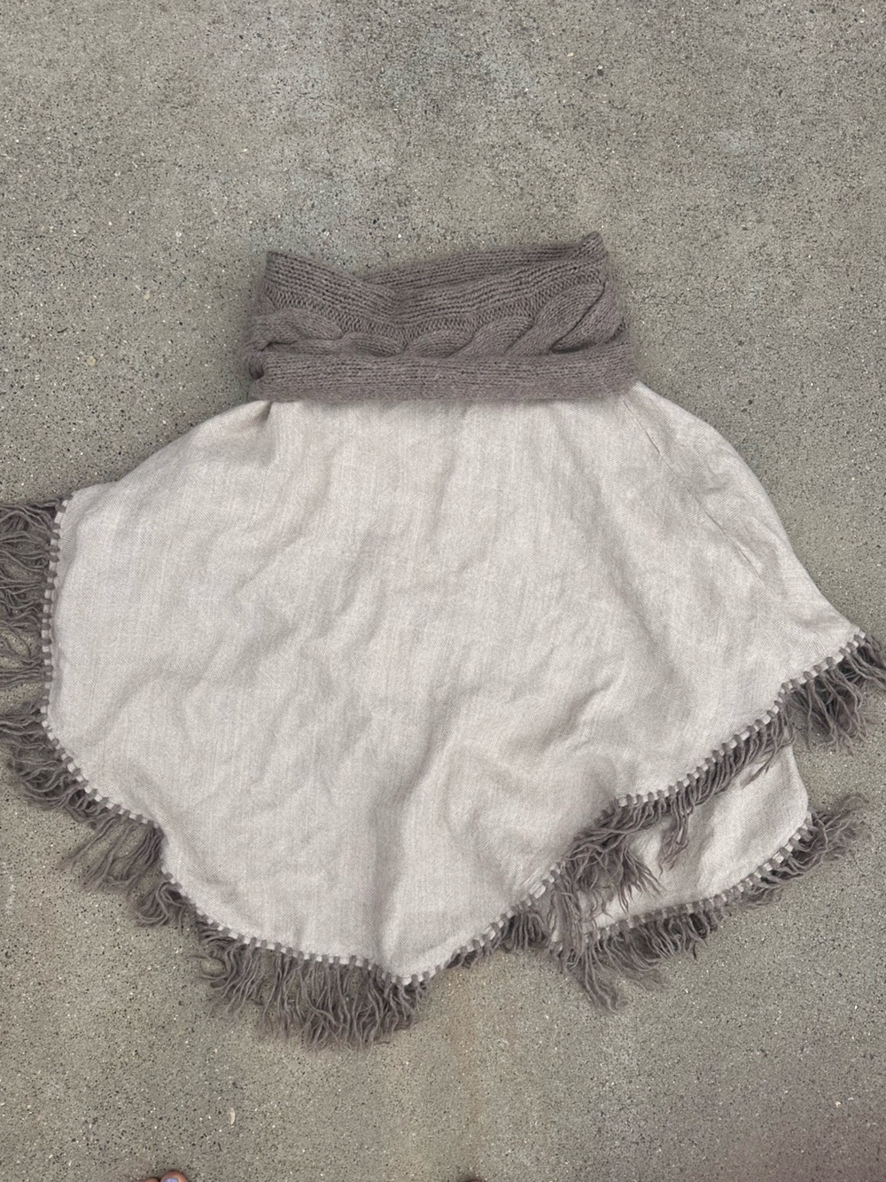 100% Alpaca Poncho - Taupe & Cream